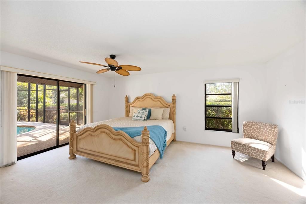 En Venta: $599,000 (3 camas, 2 baños, 2696 Pies cuadrados)