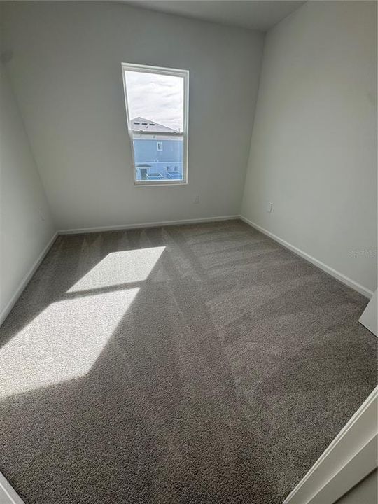 En Renta: $2,295 (3 camas, 2 baños, 1628 Pies cuadrados)