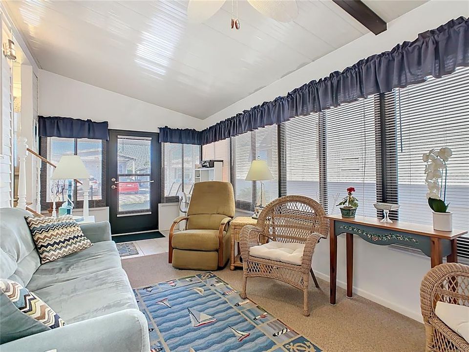 На продажу: $128,500 (1 спален, 1 ванн, 688 Квадратных фут)