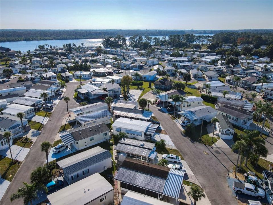 На продажу: $128,500 (1 спален, 1 ванн, 688 Квадратных фут)