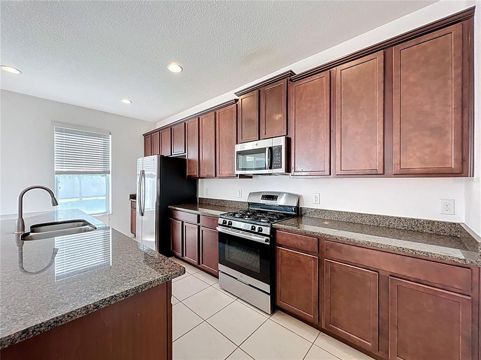 En Venta: $720,000 (5 camas, 3 baños, 3638 Pies cuadrados)