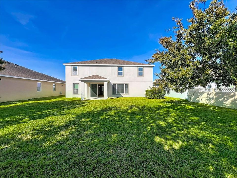 En Venta: $720,000 (5 camas, 3 baños, 3638 Pies cuadrados)