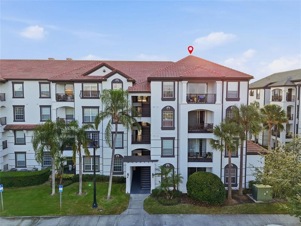 For Sale: $589,900 (3 beds, 2 baths, 1247 Square Feet)