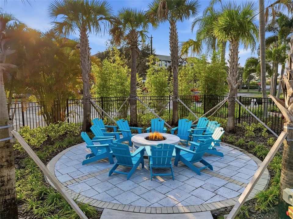 For Sale: $589,900 (3 beds, 2 baths, 1247 Square Feet)