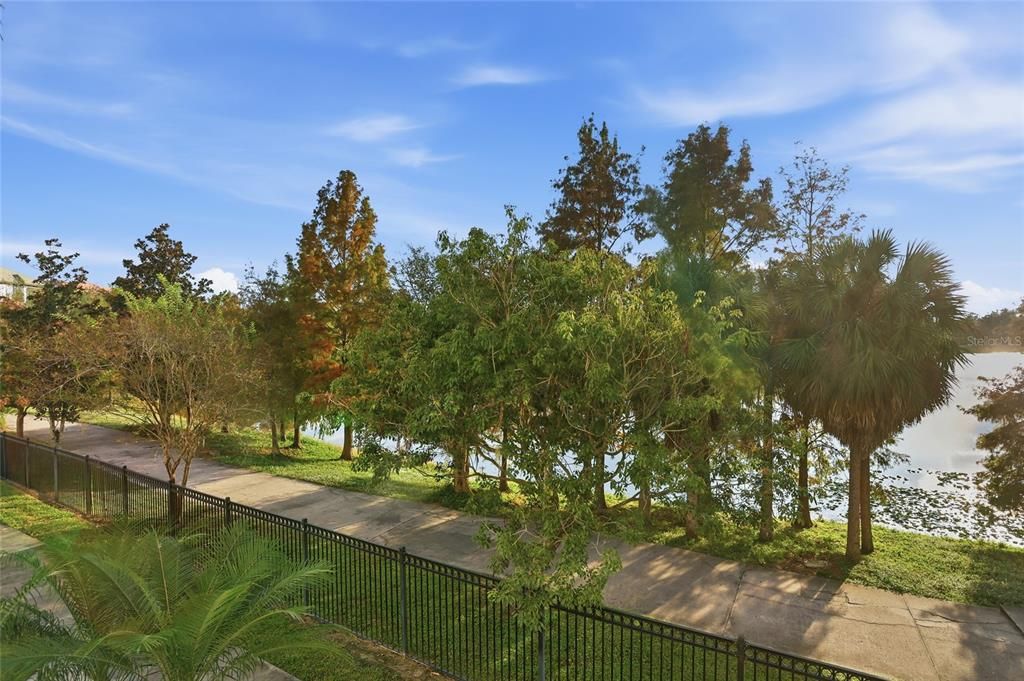 For Sale: $589,900 (3 beds, 2 baths, 1247 Square Feet)