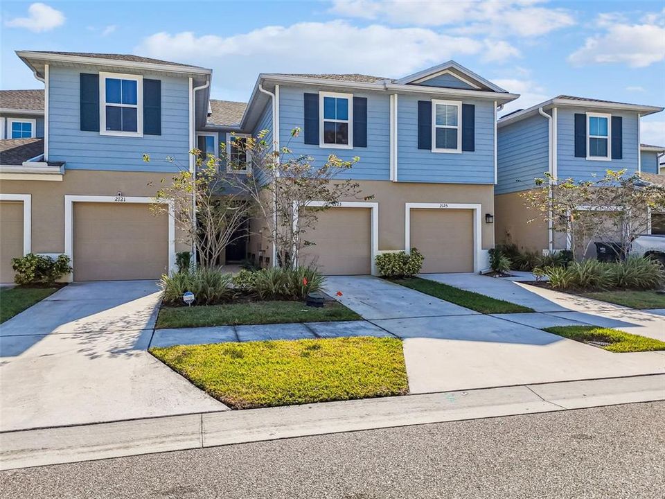 For Rent: $2,100 (3 beds, 2 baths, 1536 Square Feet)