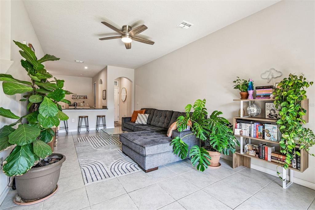 For Rent: $2,100 (3 beds, 2 baths, 1536 Square Feet)