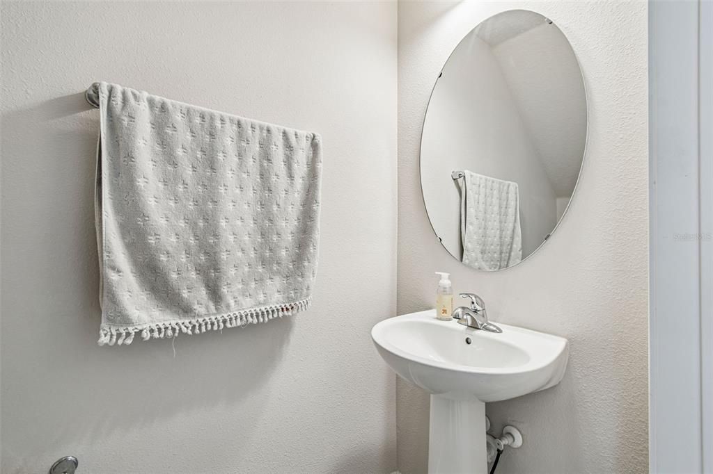 For Rent: $2,100 (3 beds, 2 baths, 1536 Square Feet)