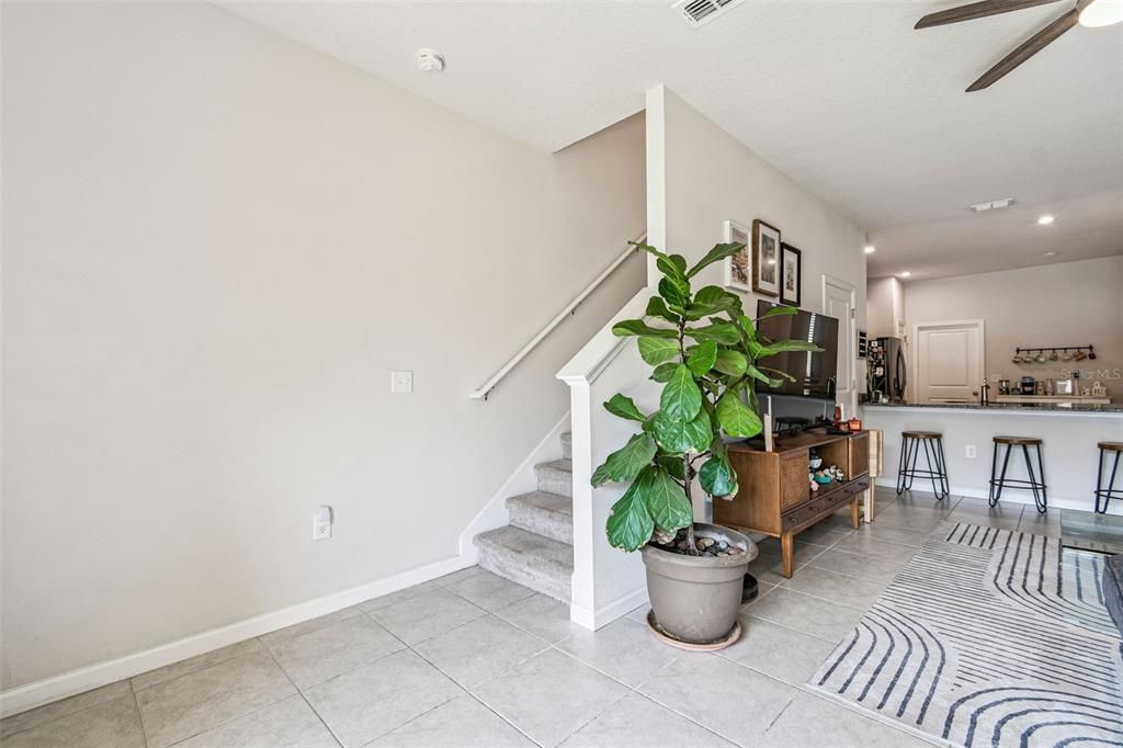 For Rent: $2,100 (3 beds, 2 baths, 1536 Square Feet)