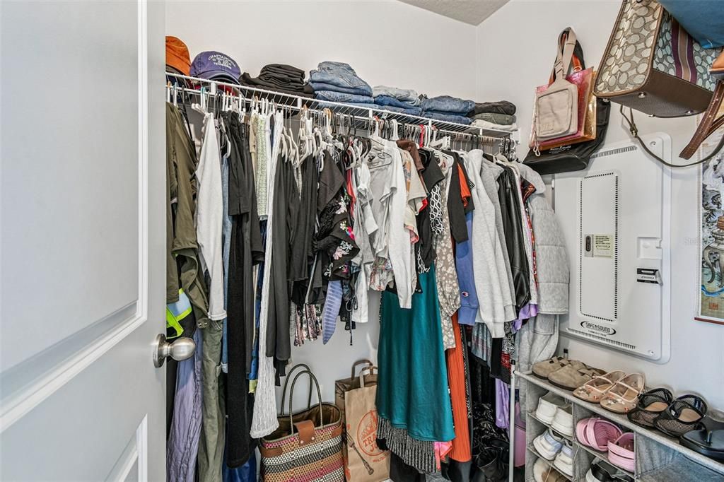 For Rent: $2,100 (3 beds, 2 baths, 1536 Square Feet)