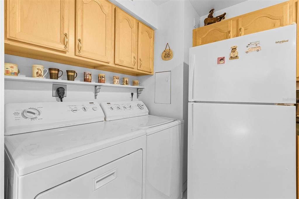 待售: $190,000 (2 贝兹, 2 浴室, 1376 平方英尺)