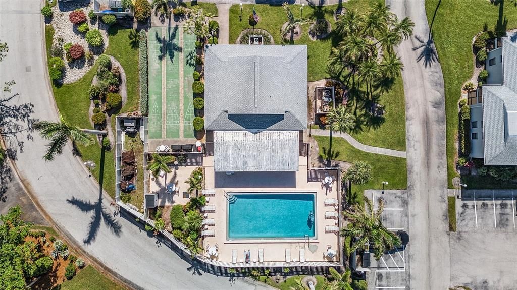 待售: $190,000 (2 贝兹, 2 浴室, 1376 平方英尺)