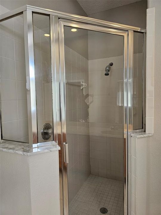 Active With Contract: $2,495 (4 beds, 2 baths, 1941 Square Feet)