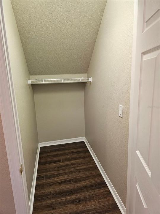 Active With Contract: $2,495 (4 beds, 2 baths, 1941 Square Feet)