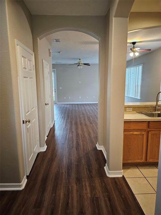 Active With Contract: $2,495 (4 beds, 2 baths, 1941 Square Feet)