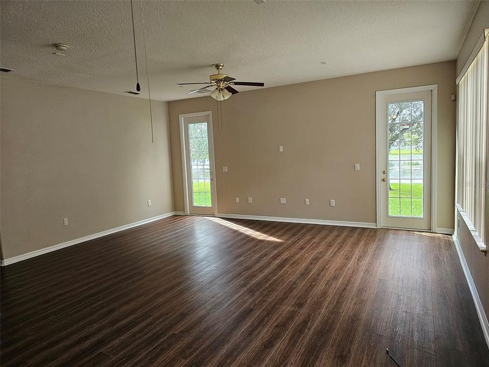 Active With Contract: $2,495 (4 beds, 2 baths, 1941 Square Feet)