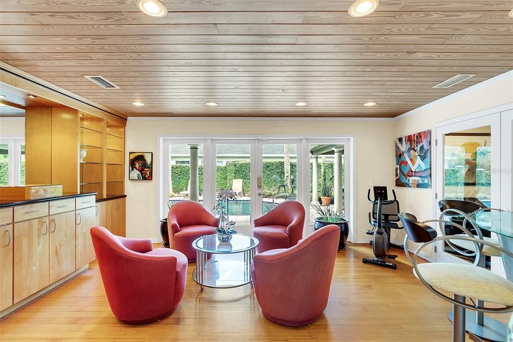 For Sale: $799,900 (4 beds, 2 baths, 2441 Square Feet)