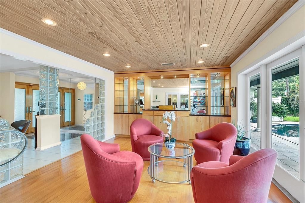 For Sale: $799,900 (4 beds, 2 baths, 2441 Square Feet)