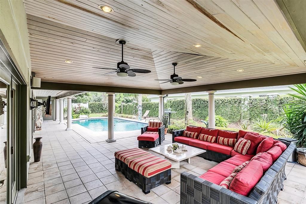 For Sale: $799,900 (4 beds, 2 baths, 2441 Square Feet)