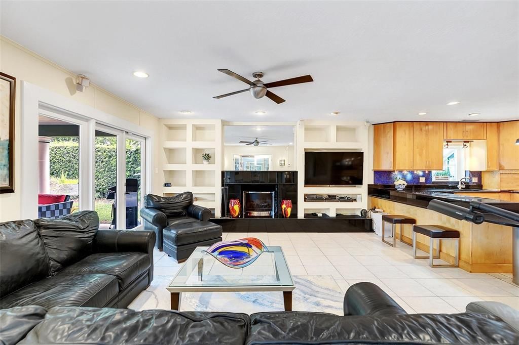 For Sale: $799,900 (4 beds, 2 baths, 2441 Square Feet)