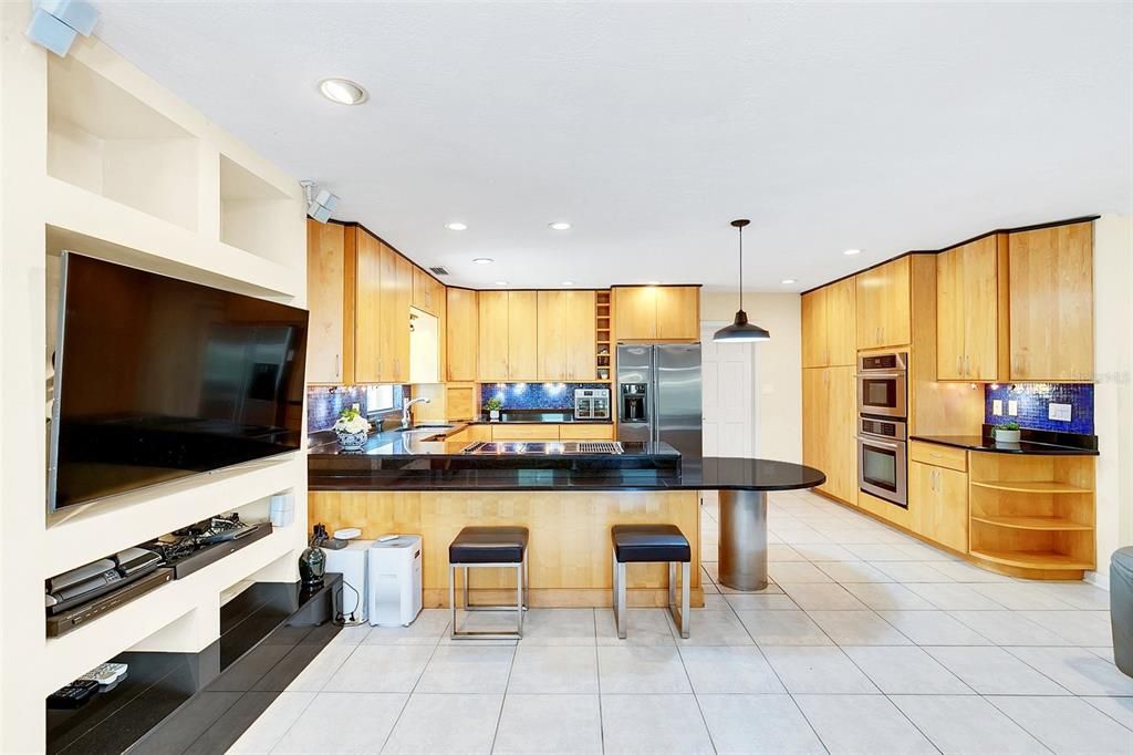 For Sale: $799,900 (4 beds, 2 baths, 2441 Square Feet)