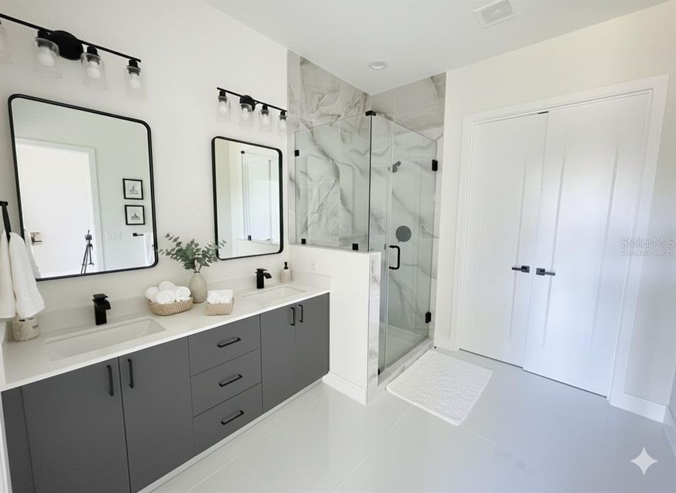 For Sale: $399,000 (4 beds, 3 baths, 2153 Square Feet)