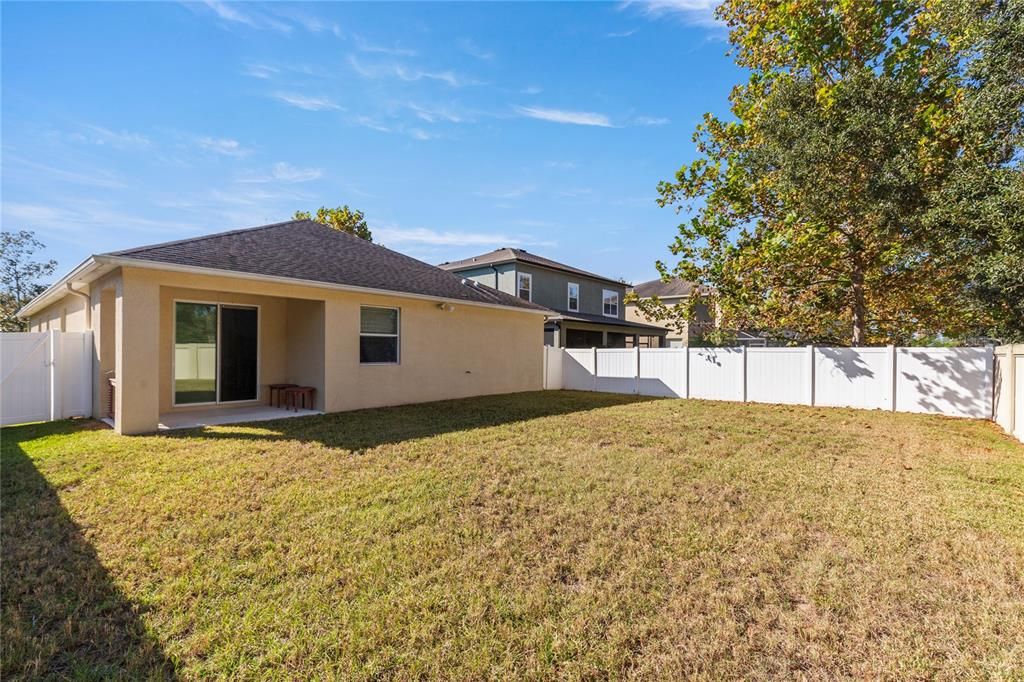 Active With Contract: $360,000 (3 beds, 2 baths, 2046 Square Feet)