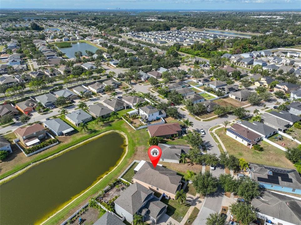 На продажу: $330,000 (4 спален, 2 ванн, 1832 Квадратных фут)