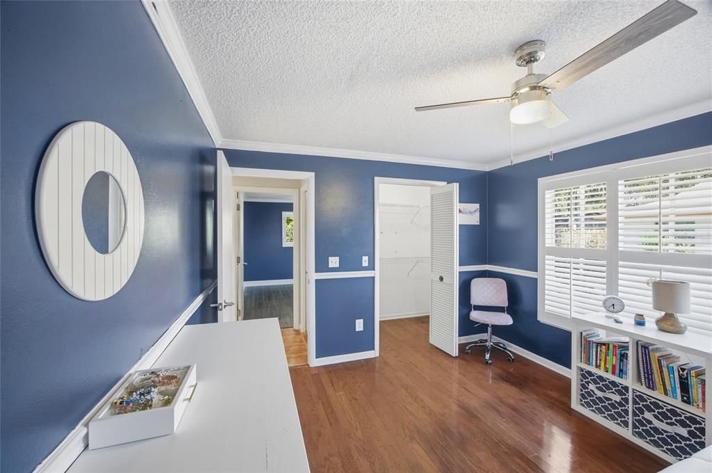 En Venta: $580,000 (4 camas, 2 baños, 2037 Pies cuadrados)