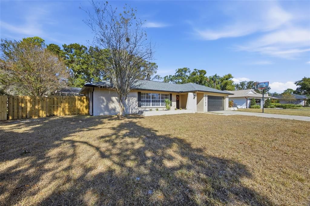 En Venta: $580,000 (4 camas, 2 baños, 2037 Pies cuadrados)