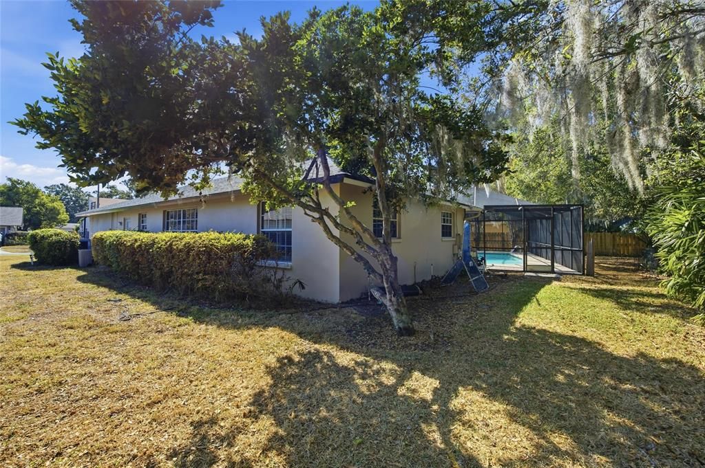 En Venta: $580,000 (4 camas, 2 baños, 2037 Pies cuadrados)