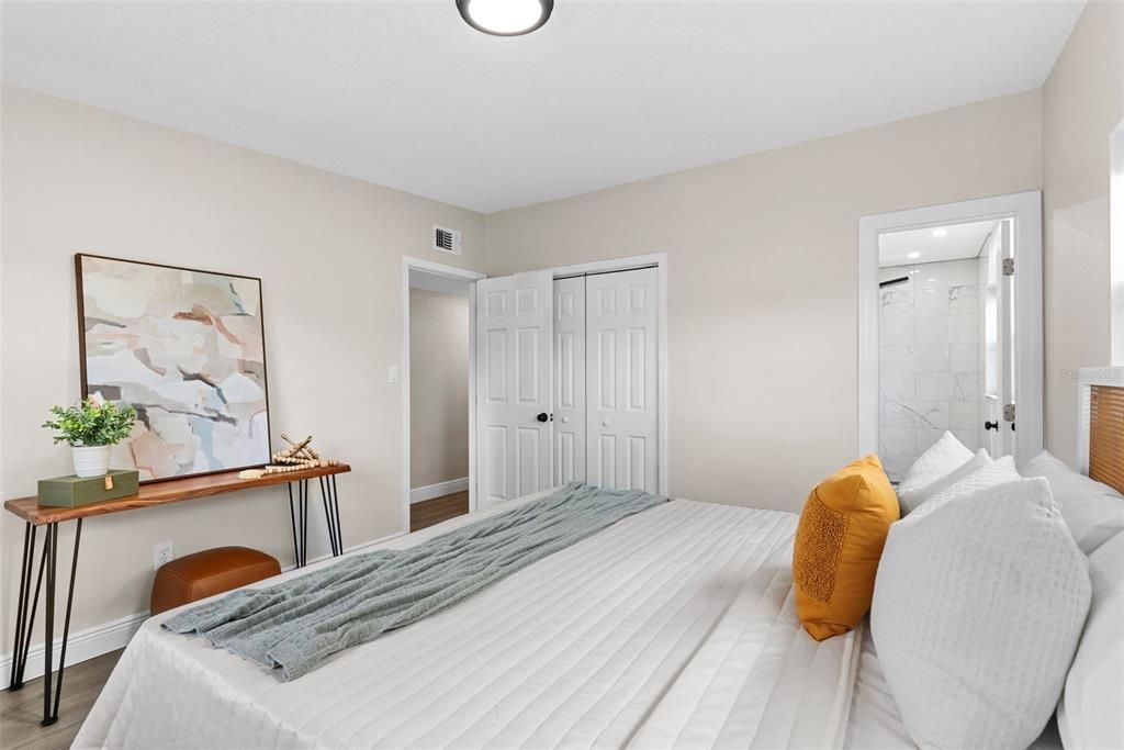 For Sale: $310,000 (3 beds, 2 baths, 1139 Square Feet)