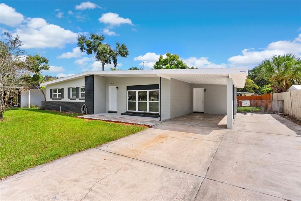 For Sale: $310,000 (3 beds, 2 baths, 1139 Square Feet)