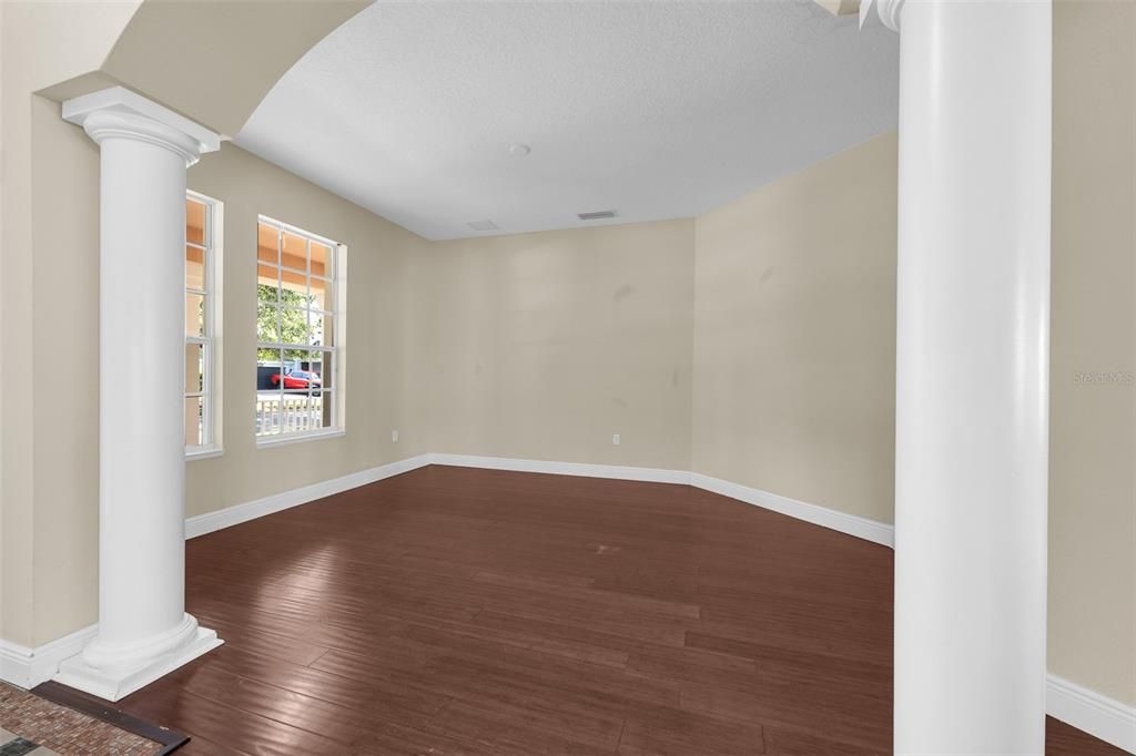 En Venta: $524,900 (5 camas, 4 baños, 3436 Pies cuadrados)