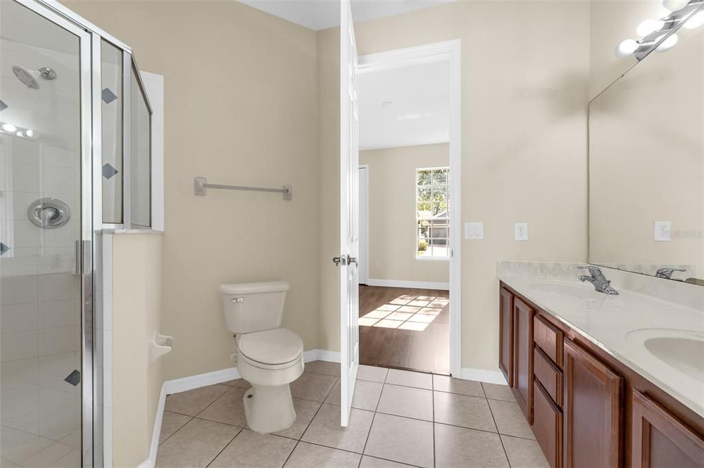 En Venta: $524,900 (5 camas, 4 baños, 3436 Pies cuadrados)