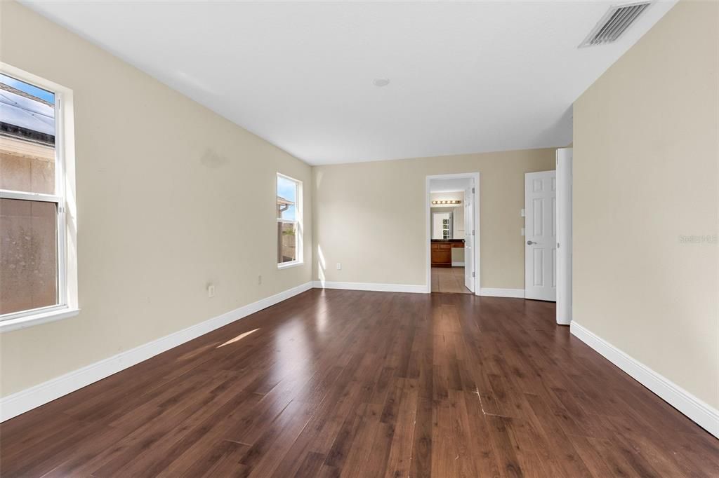 En Venta: $524,900 (5 camas, 4 baños, 3436 Pies cuadrados)