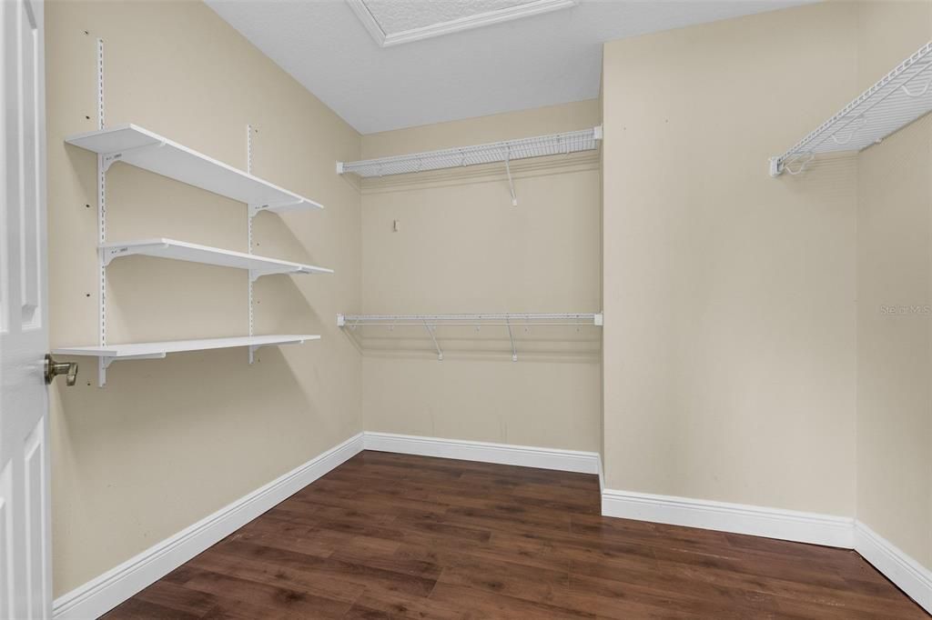 En Venta: $524,900 (5 camas, 4 baños, 3436 Pies cuadrados)