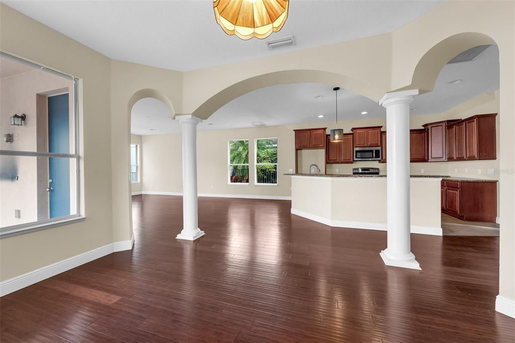 En Venta: $524,900 (5 camas, 4 baños, 3436 Pies cuadrados)