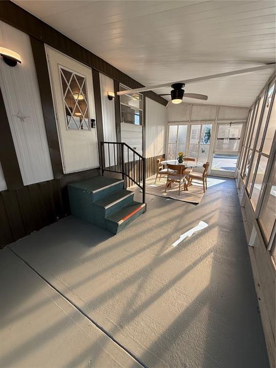 For Rent: $1,250 (2 beds, 1 baths, 672 Square Feet)