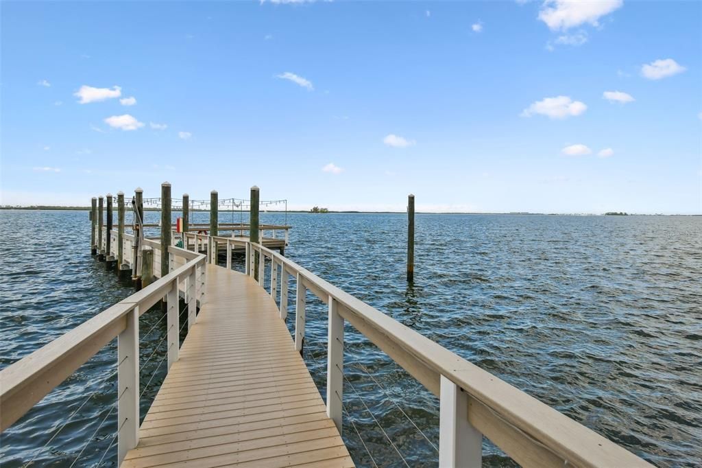 合同活跃: $625,000 (3 贝兹, 2 浴室, 1448 平方英尺)