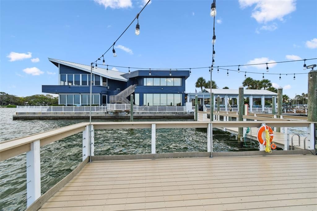 合同活跃: $625,000 (3 贝兹, 2 浴室, 1448 平方英尺)