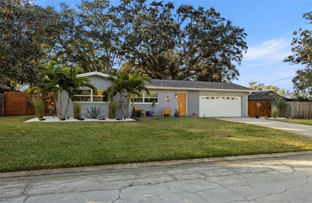 合同活跃: $625,000 (3 贝兹, 2 浴室, 1448 平方英尺)