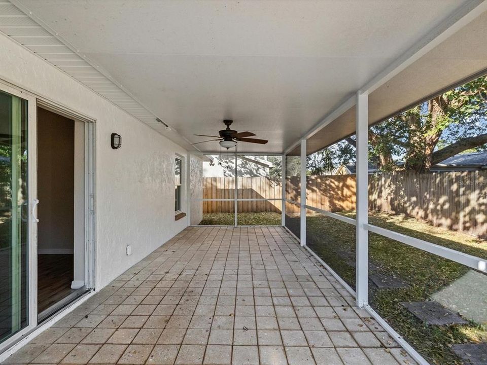 Active With Contract: $385,000 (4 beds, 2 baths, 1401 Square Feet)