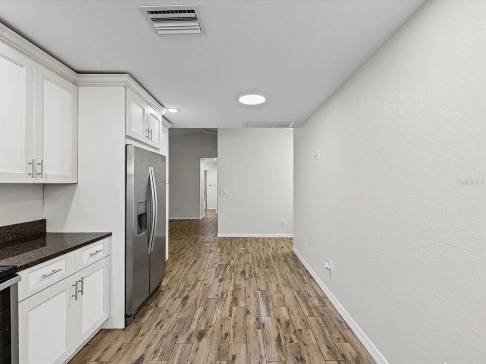 Active With Contract: $385,000 (4 beds, 2 baths, 1401 Square Feet)