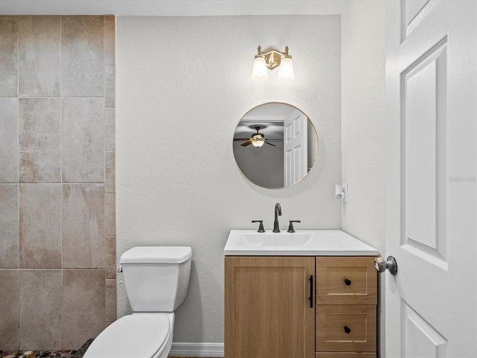 Active With Contract: $385,000 (4 beds, 2 baths, 1401 Square Feet)