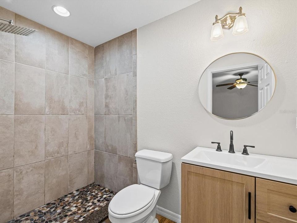 Active With Contract: $385,000 (4 beds, 2 baths, 1401 Square Feet)