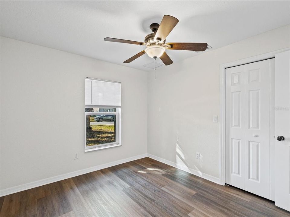 Active With Contract: $385,000 (4 beds, 2 baths, 1401 Square Feet)