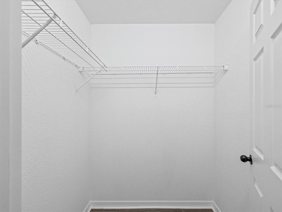 Active With Contract: $385,000 (4 beds, 2 baths, 1401 Square Feet)