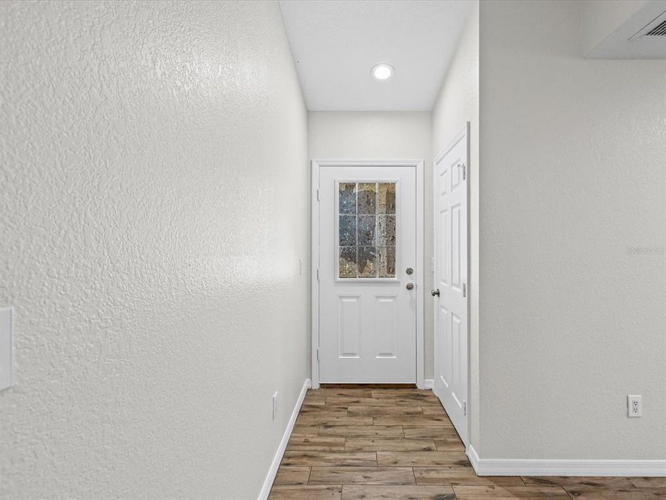 Active With Contract: $385,000 (4 beds, 2 baths, 1401 Square Feet)