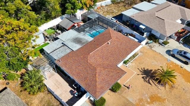 合同活跃: $285,000 (2 贝兹, 1 浴室, 953 平方英尺)